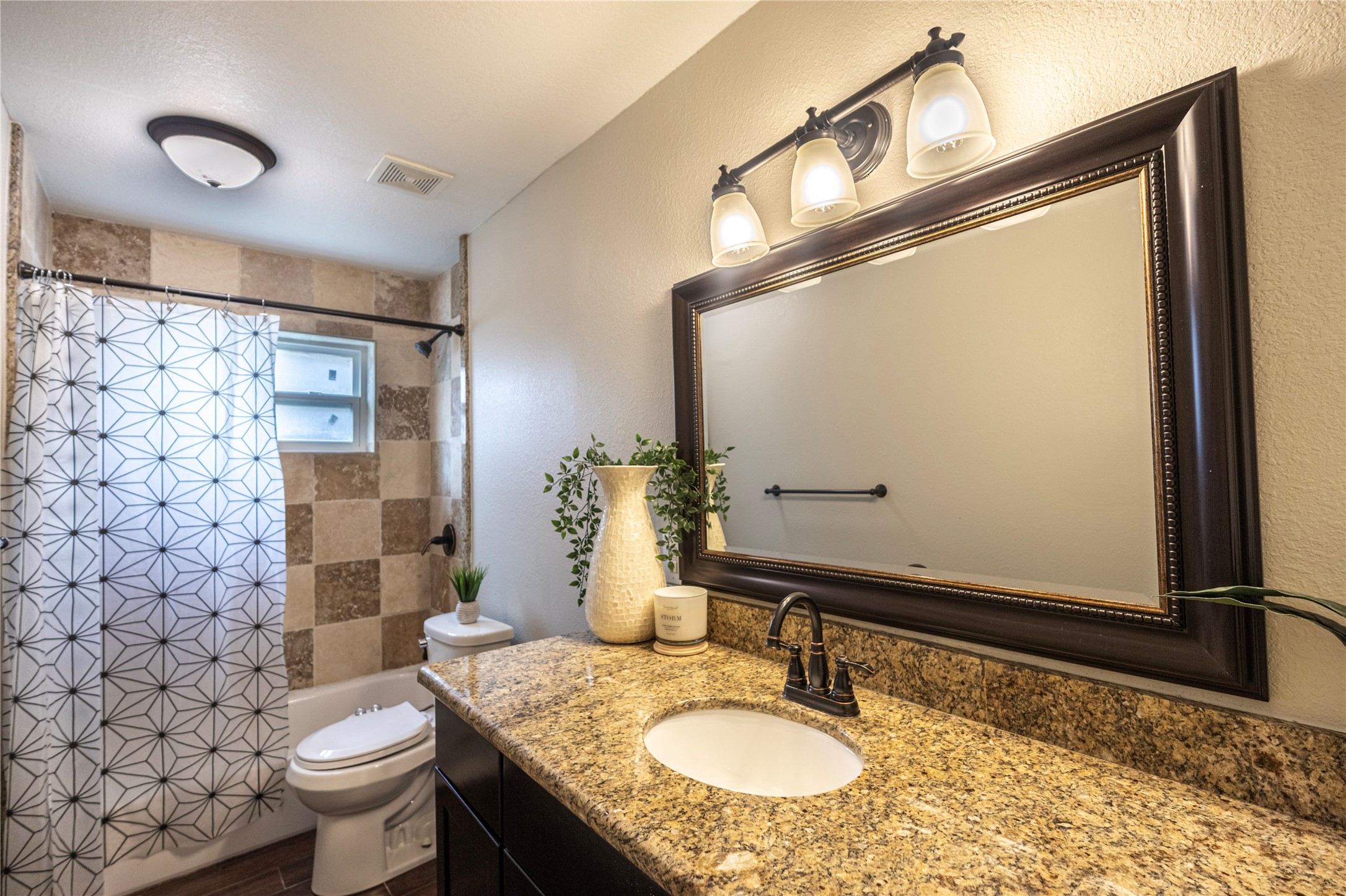 14419 Wadebridge Way Houston, TX 77015 - Photo 10 of 20 Updated full restroom