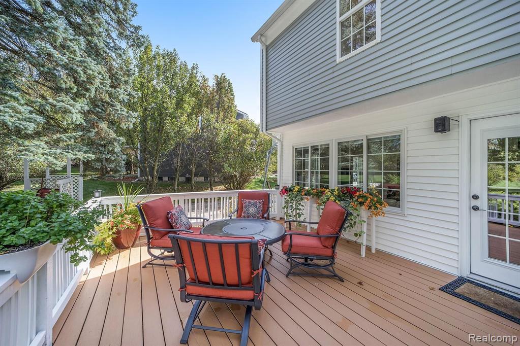 1126 Barneswood Lane Rochester Hills, MI 48306 - Photo 36 of 44