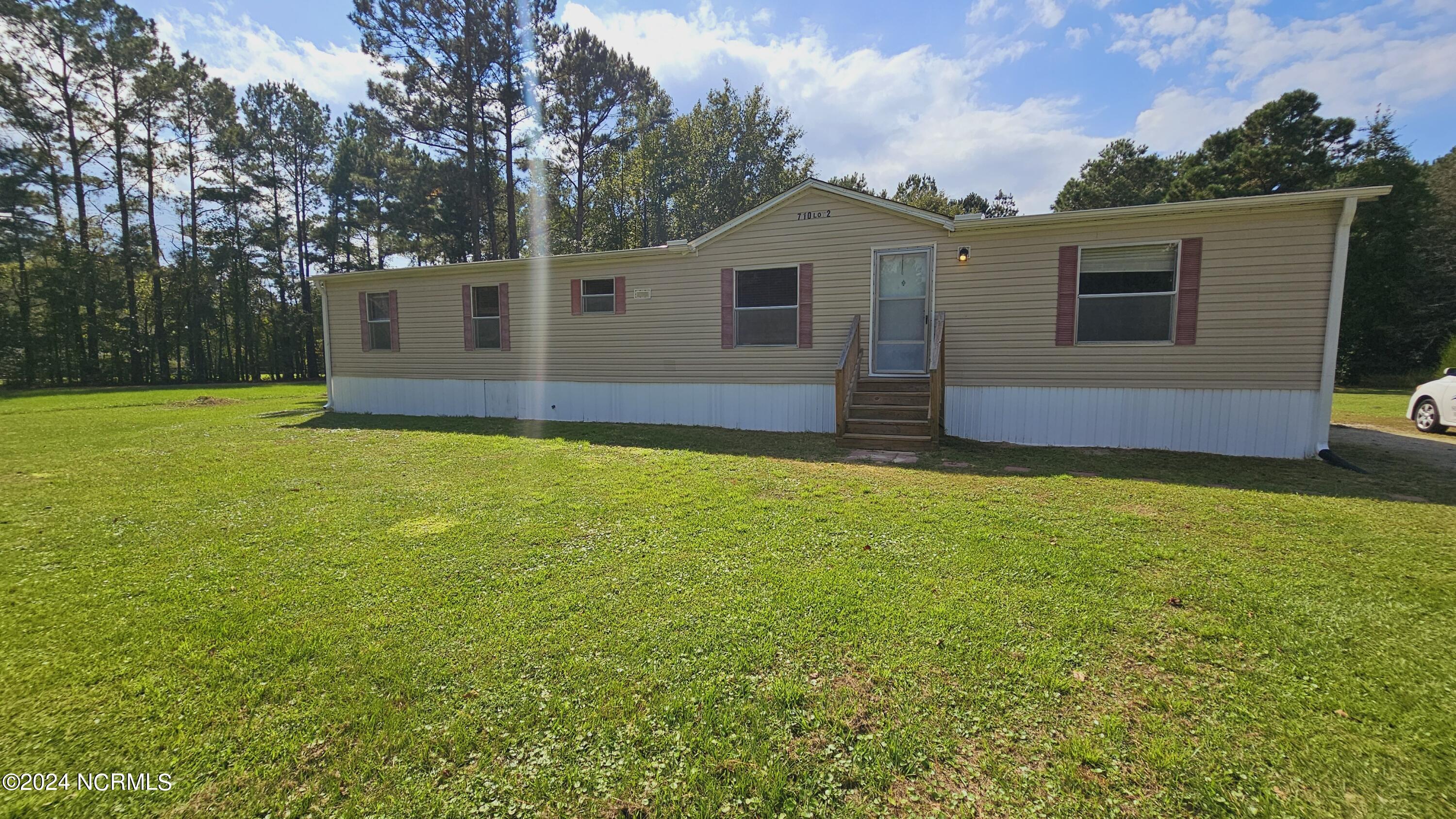 710 Briarneck Road, Unit 2 Jacksonville, NC 28540 - Photo 1 of 21 3 BD 2 BA Country Living