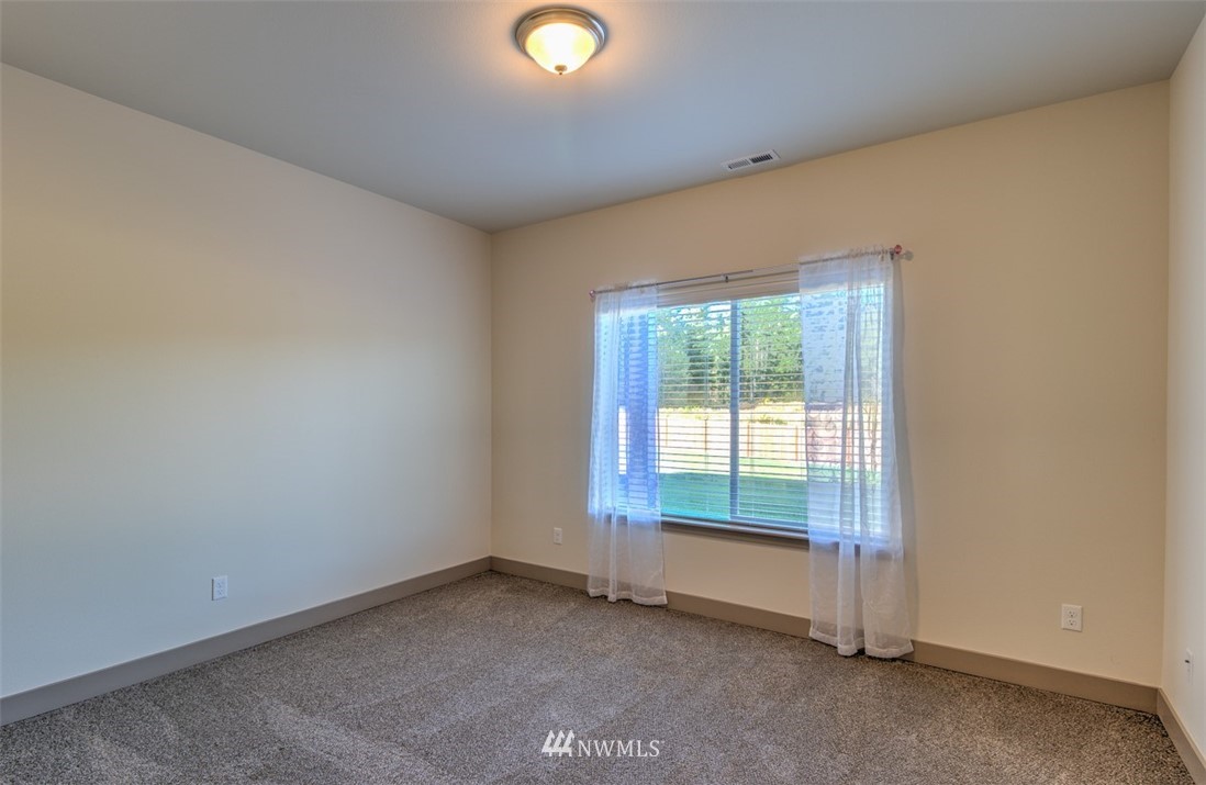9020 Fox Ridge Lane Southeast Olympia, WA 98513 - Photo 22 of 23 Gallery Image 22