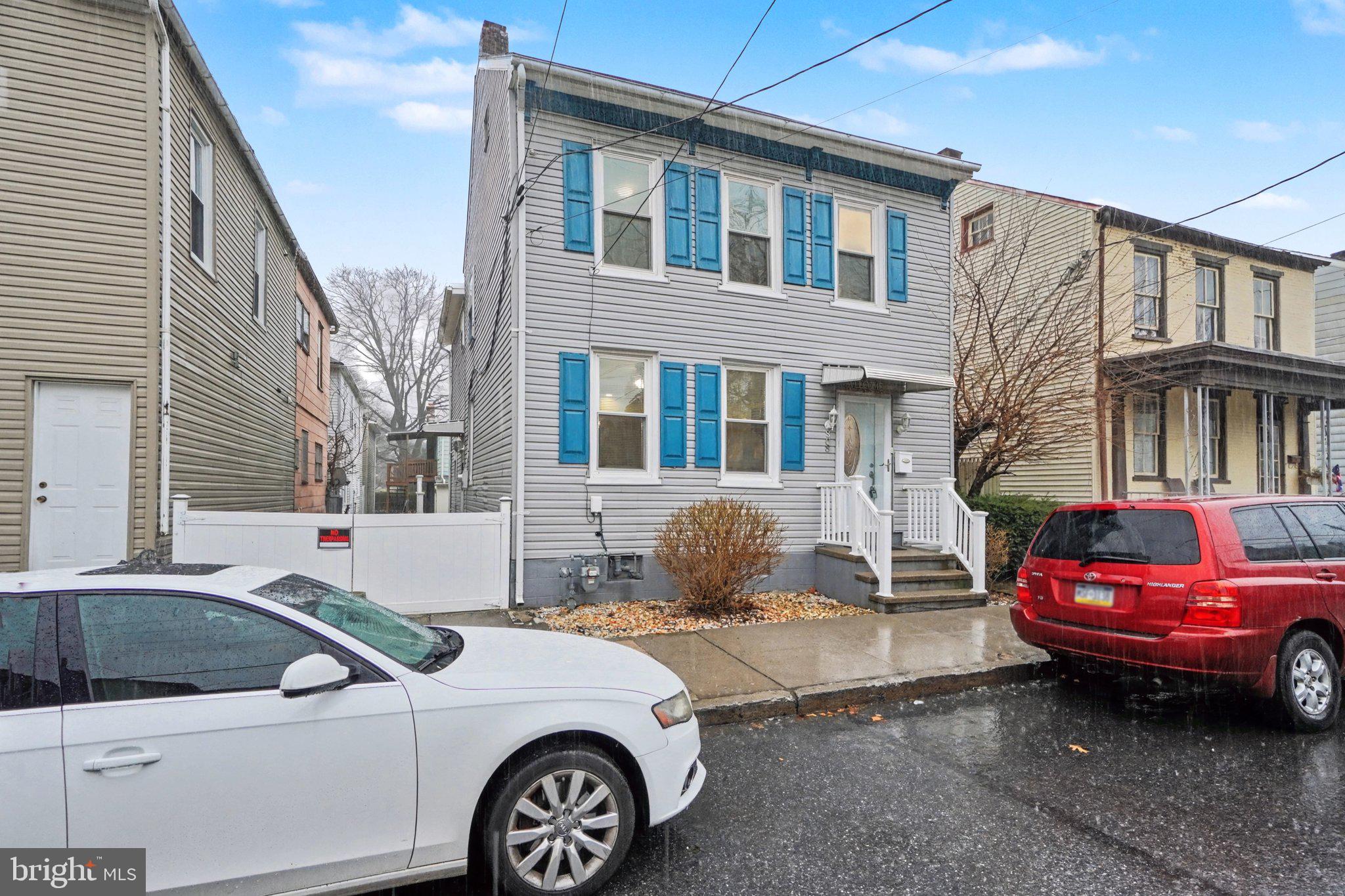 808 Locust Street Lebanon, PA 17042 - Photo 1 of 33 a front view of a house with parking space