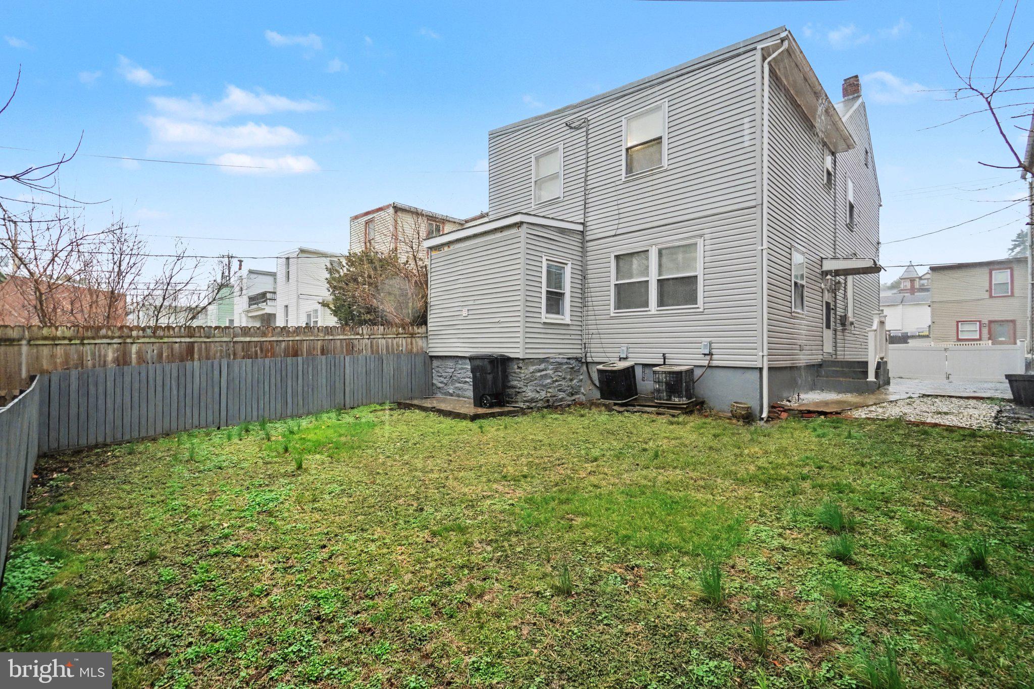 808 Locust Street Lebanon, PA 17042 - Photo 32 of 33 a view of a backyard with wooden fence