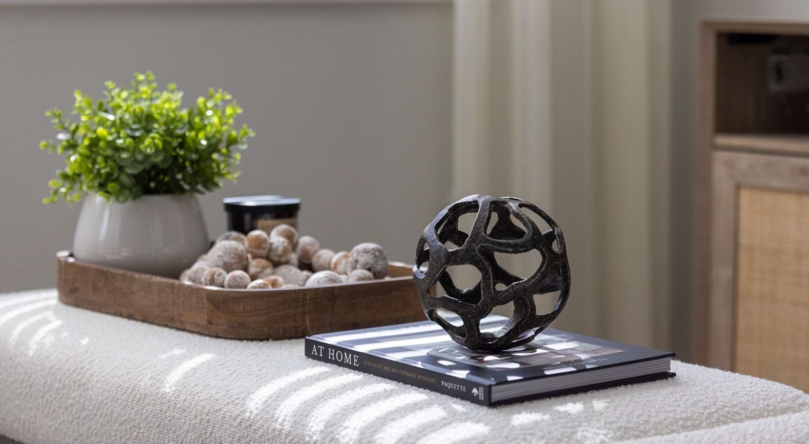 1505 Oliver Street, Unit 420 Houston, TX 77007 - Photo 8 of 19 a view of a vase with flowers on a table