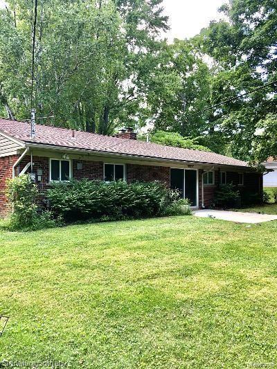28232 Hawberry Road Farmington Hills, MI 48331 - Photo 4 of 22