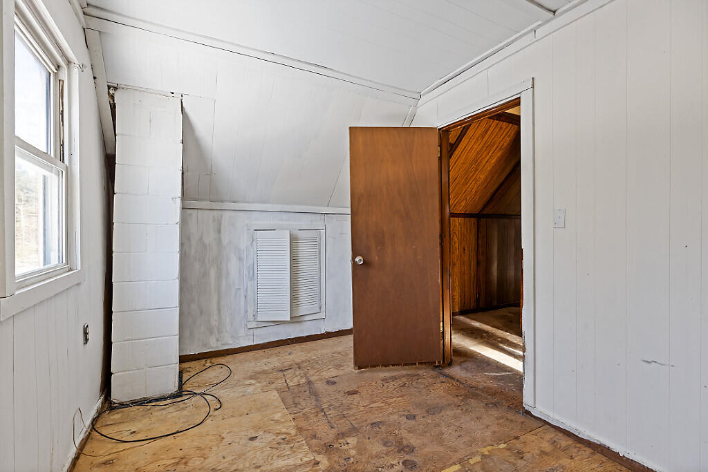 557 Preble Avenue Madison, ME 04950 - Photo 26 of 36 45_BP5A0039_DxO_mls