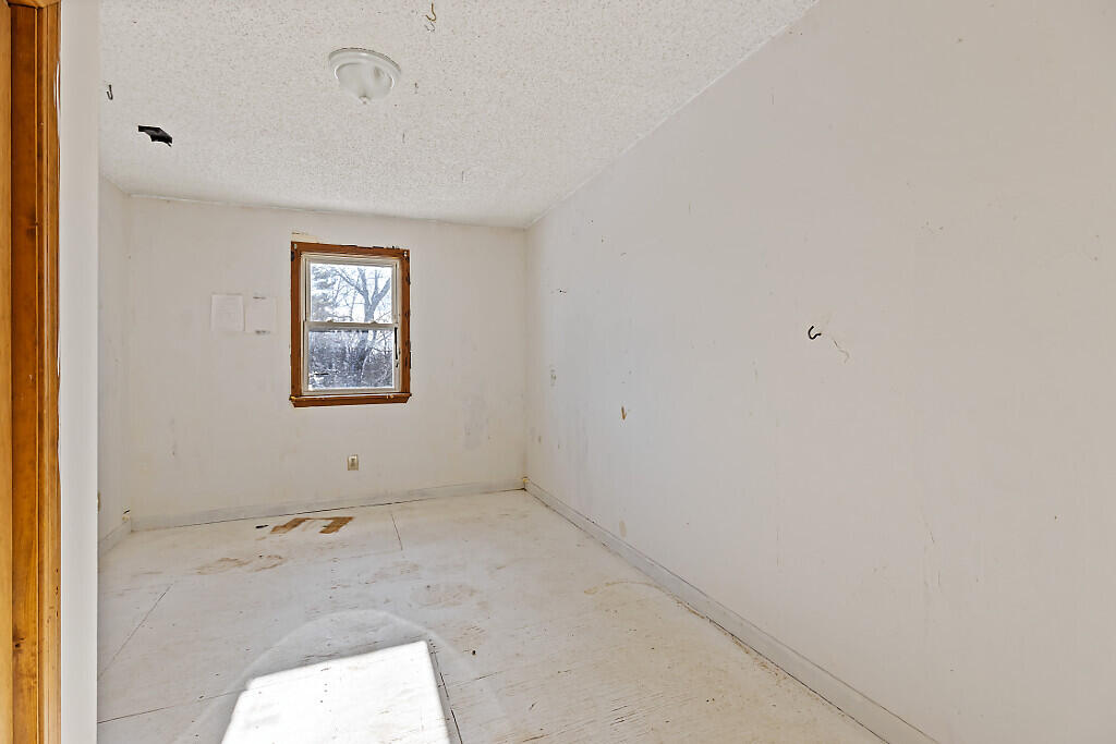 557 Preble Avenue Madison, ME 04950 - Photo 34 of 36 54_BP5A0012_DxO_mls