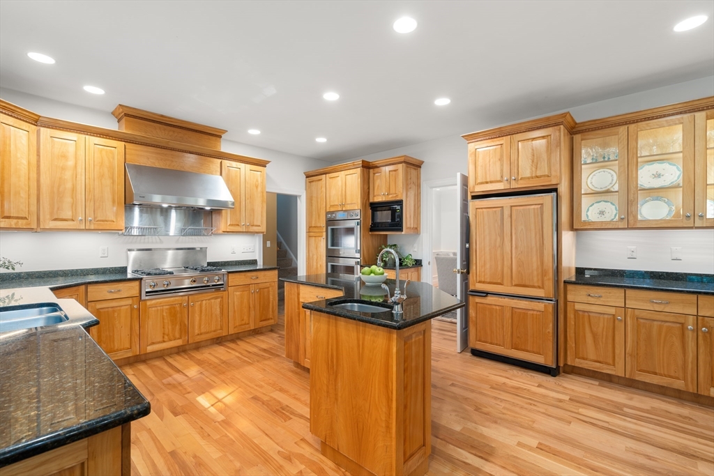 111 Dutton Road Sudbury, MA 01776 - Photo 4 of 42