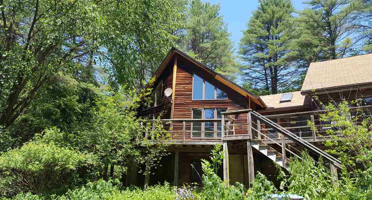 36 Old Town Road Putney, VT 05346 - Photo 3 of 33