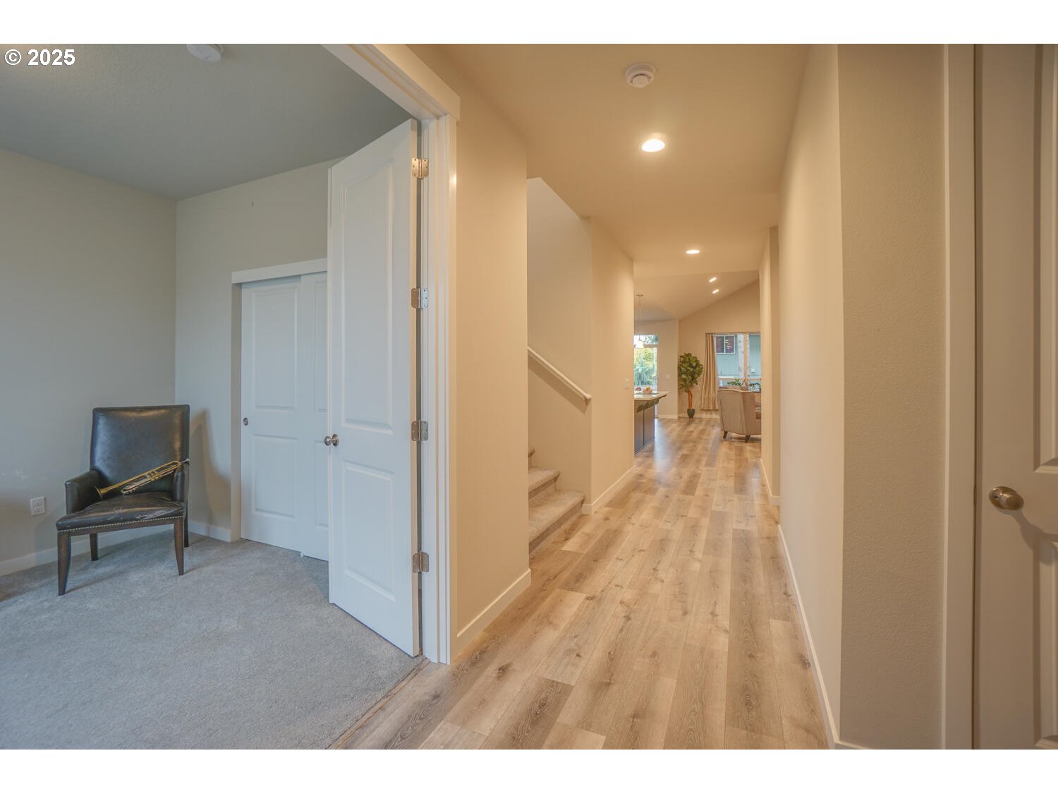 13329 Northeast 83rd Street Vancouver, WA 98682 - Photo 2 of 26