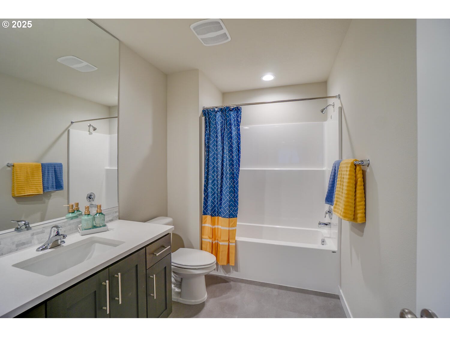 13329 Northeast 83rd Street Vancouver, WA 98682 - Photo 23 of 26