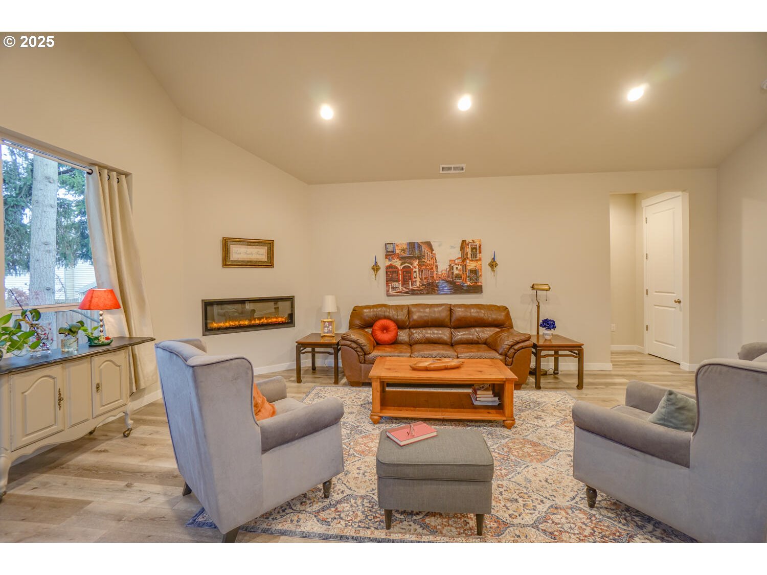 13329 Northeast 83rd Street Vancouver, WA 98682 - Photo 9 of 26