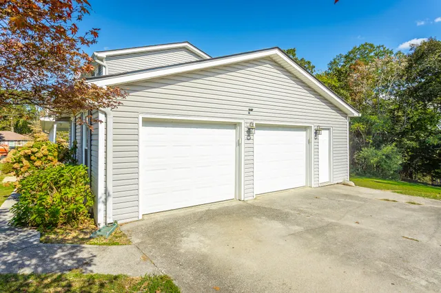 $2,700 | 6420 Forest Meade Drive, Hixson, TN 37343