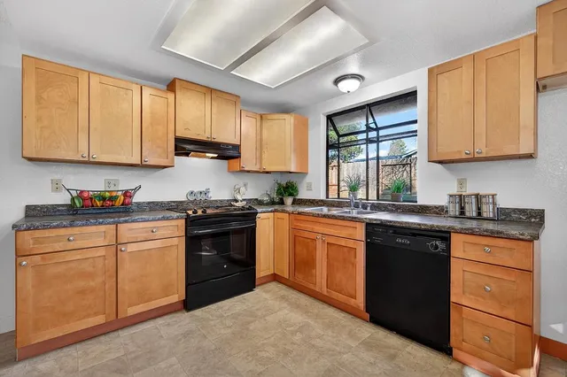 $520,000 | 7920 Daffodil Way, Citrus Heights, CA 95610