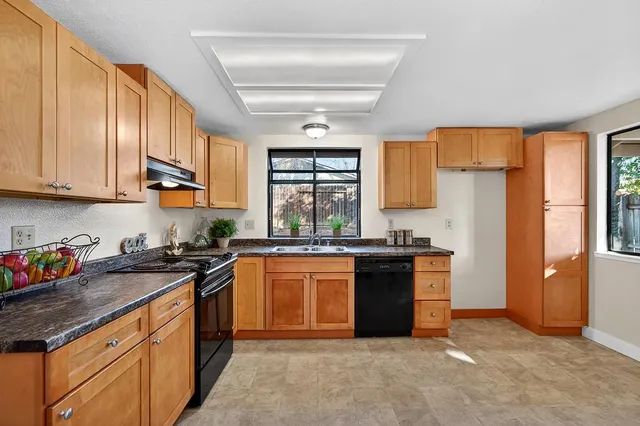 $520,000 | 7920 Daffodil Way, Citrus Heights, CA 95610