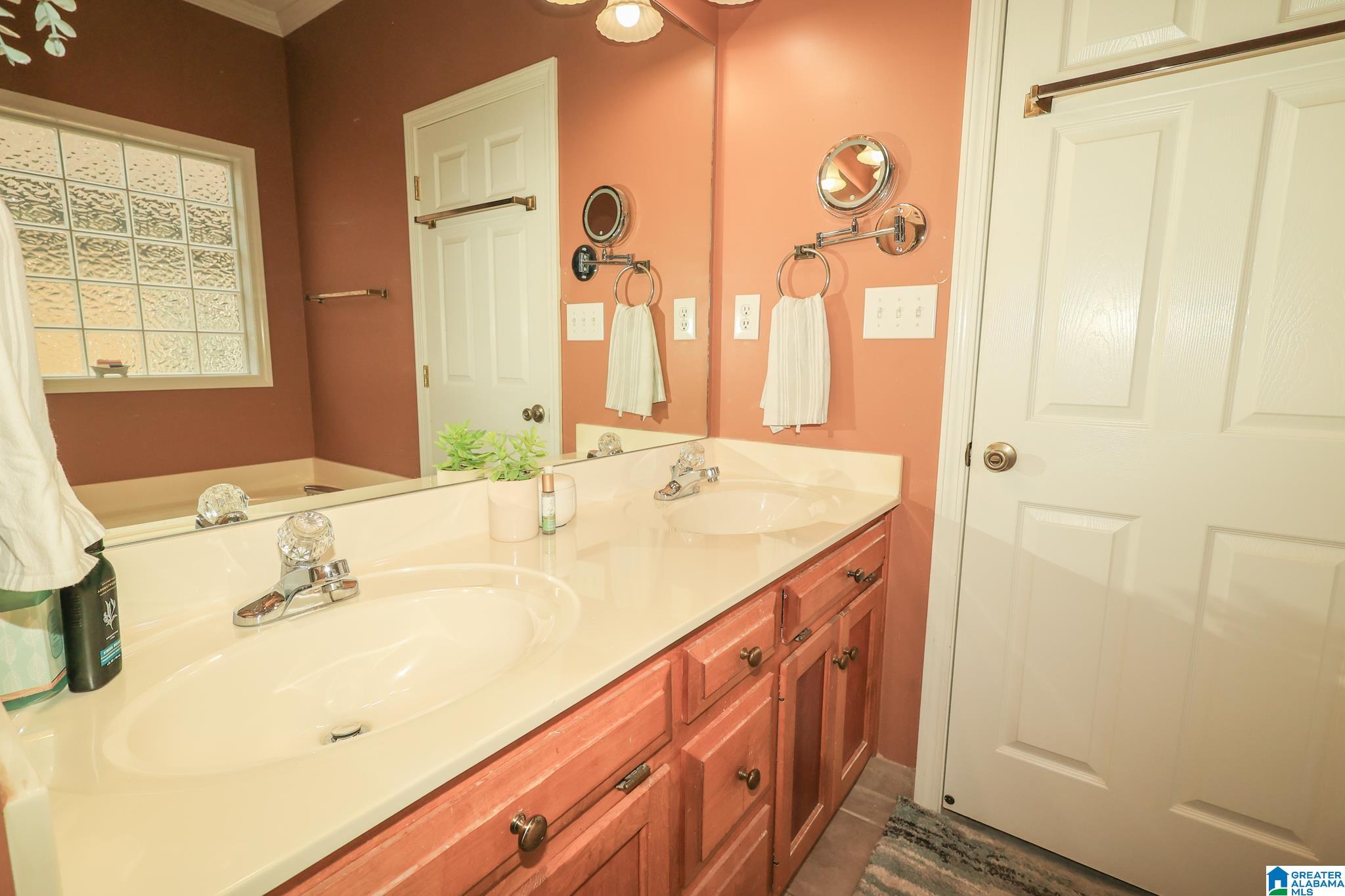 124 Cove Lane Pelham, AL 35124 - Photo 25 of 36