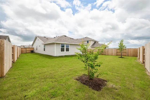 $2,000 | 120 Lyndon Drive, San Marcos, TX 78666
