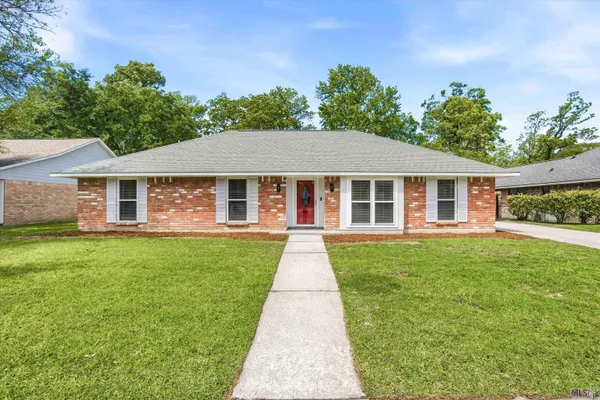 $259,000 | 946 Shadybrook Drive, Baton Rouge, LA 70816