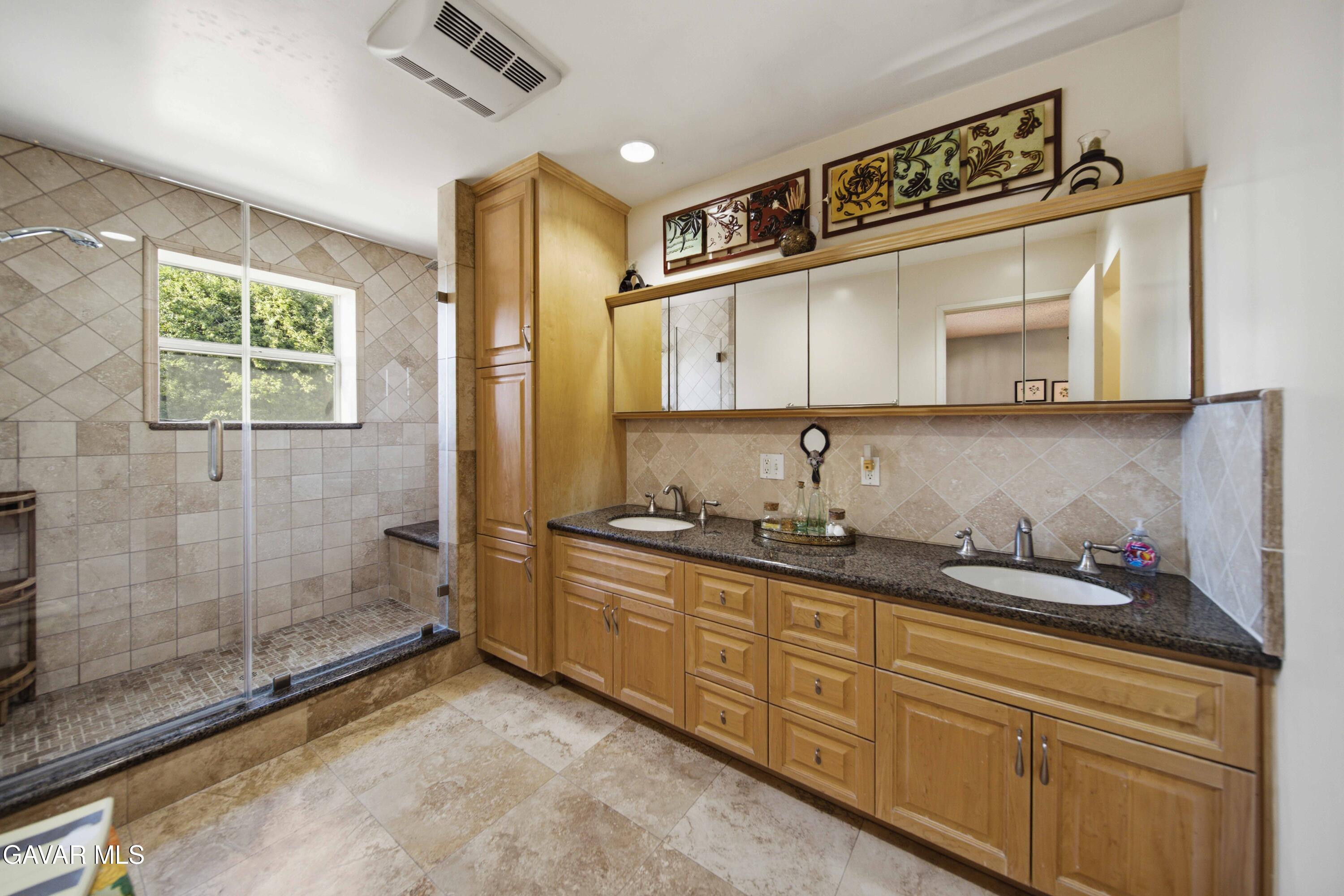 28241 Lancaster Road Lancaster, CA 93536 - Photo 23 of 59 23