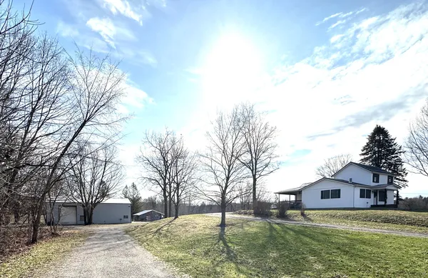 $468,000 | 43559 County Road 681, Lawrence, MI 49064