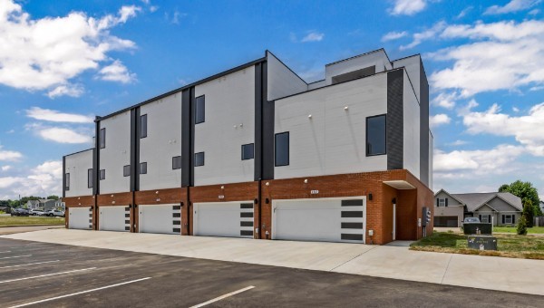 2359 Pea Ridge Road Clarksville, TN 37040 - Photo 23 of 25 a street view along with building