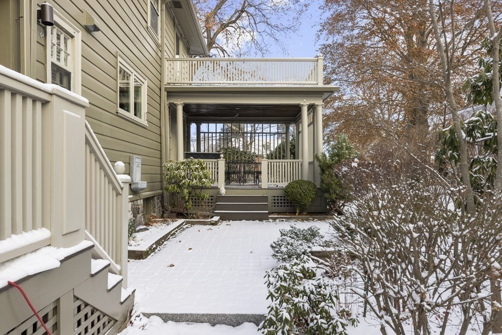 39 Somerset Road Lexington, MA 02420 - Photo 17 of 20 a view of entrance gate of a house