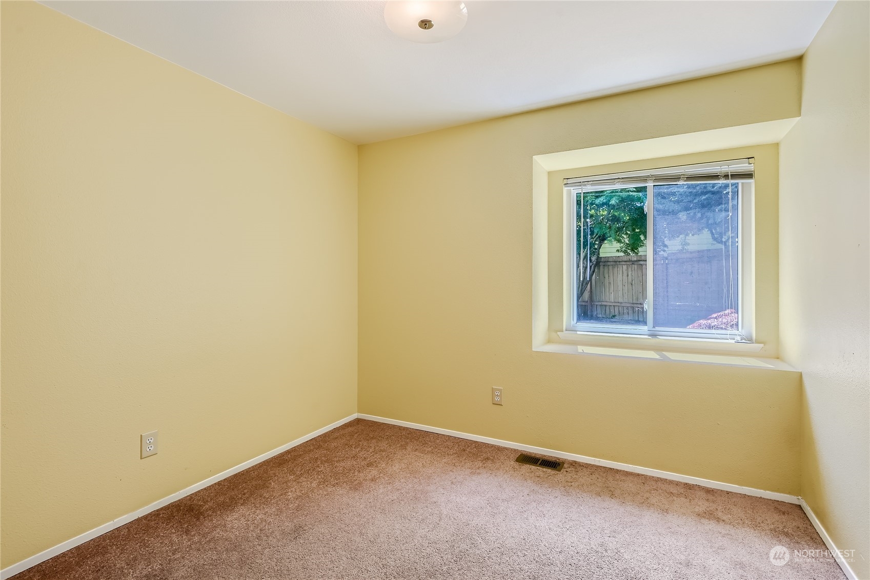 27 75th Street Southwest Everett, WA 98203 - Photo 16 of 23 Gallery Image 16