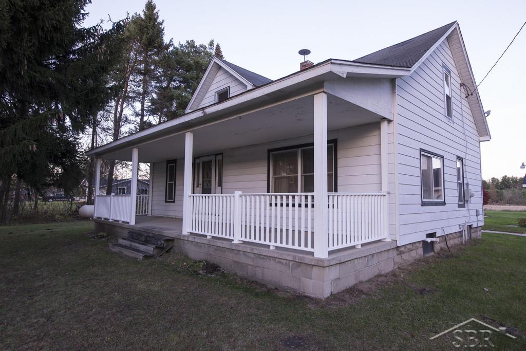 3545 South Fenmore Road Merrill, MI 48637 - Photo 2 of 26 31335453-1.JPG