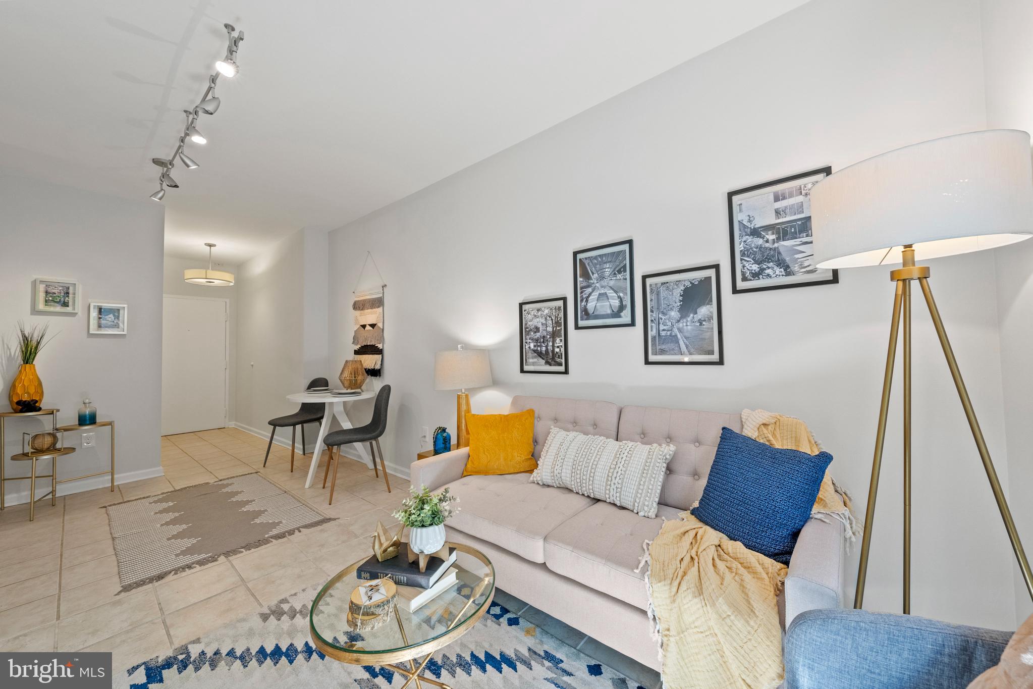 2755 Ordway Street Northwest, Unit 202 Washington, DC 20008 - Photo 5 of 15