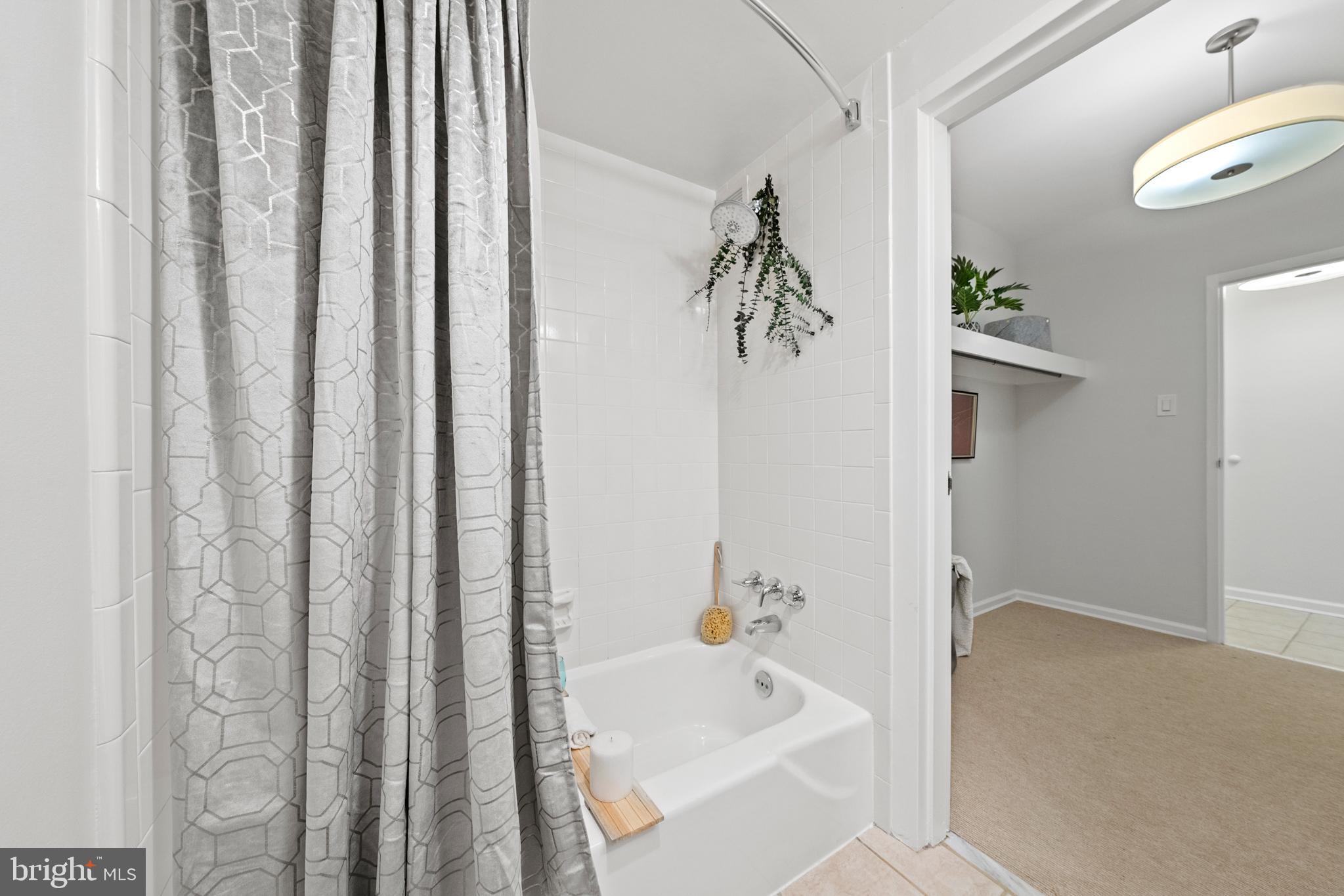 2755 Ordway Street Northwest, Unit 202 Washington, DC 20008 - Photo 10 of 15