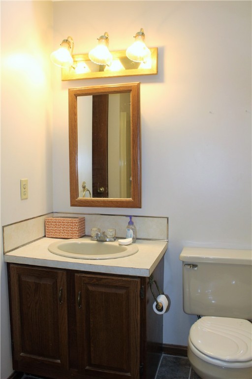 7 Isaac Fiske Road Coventry, RI 02827 - Photo 8 of 23