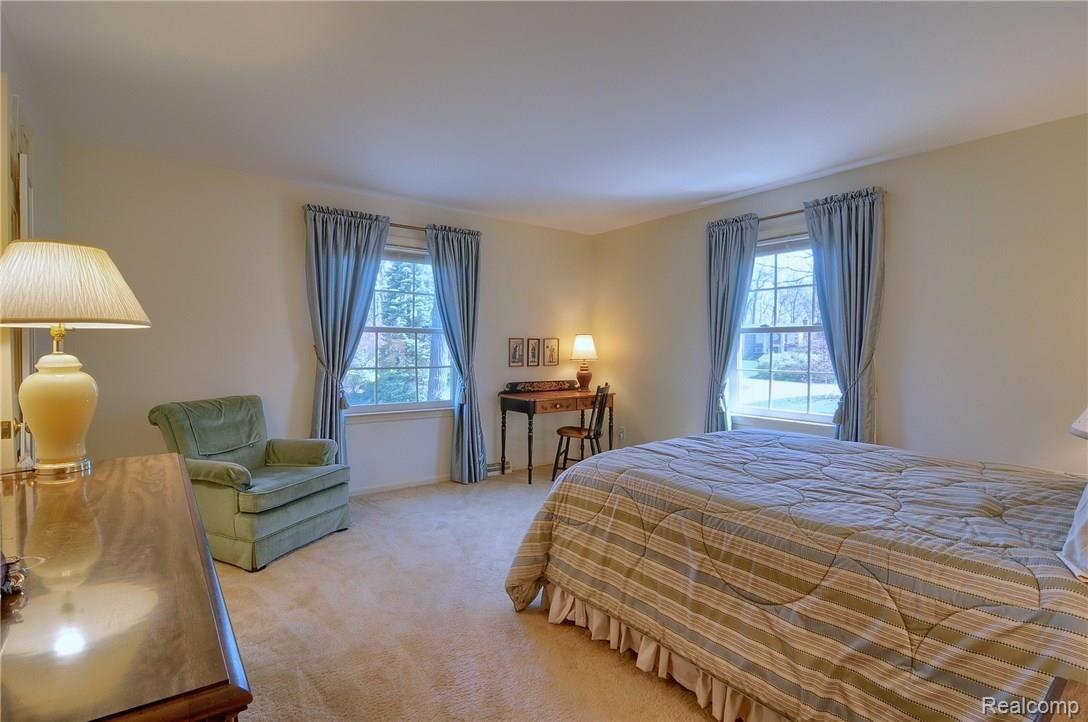 967 Sandhurst Road Bloomfield Hills, MI 48302 - Photo 21 of 39 3rd Bedroom