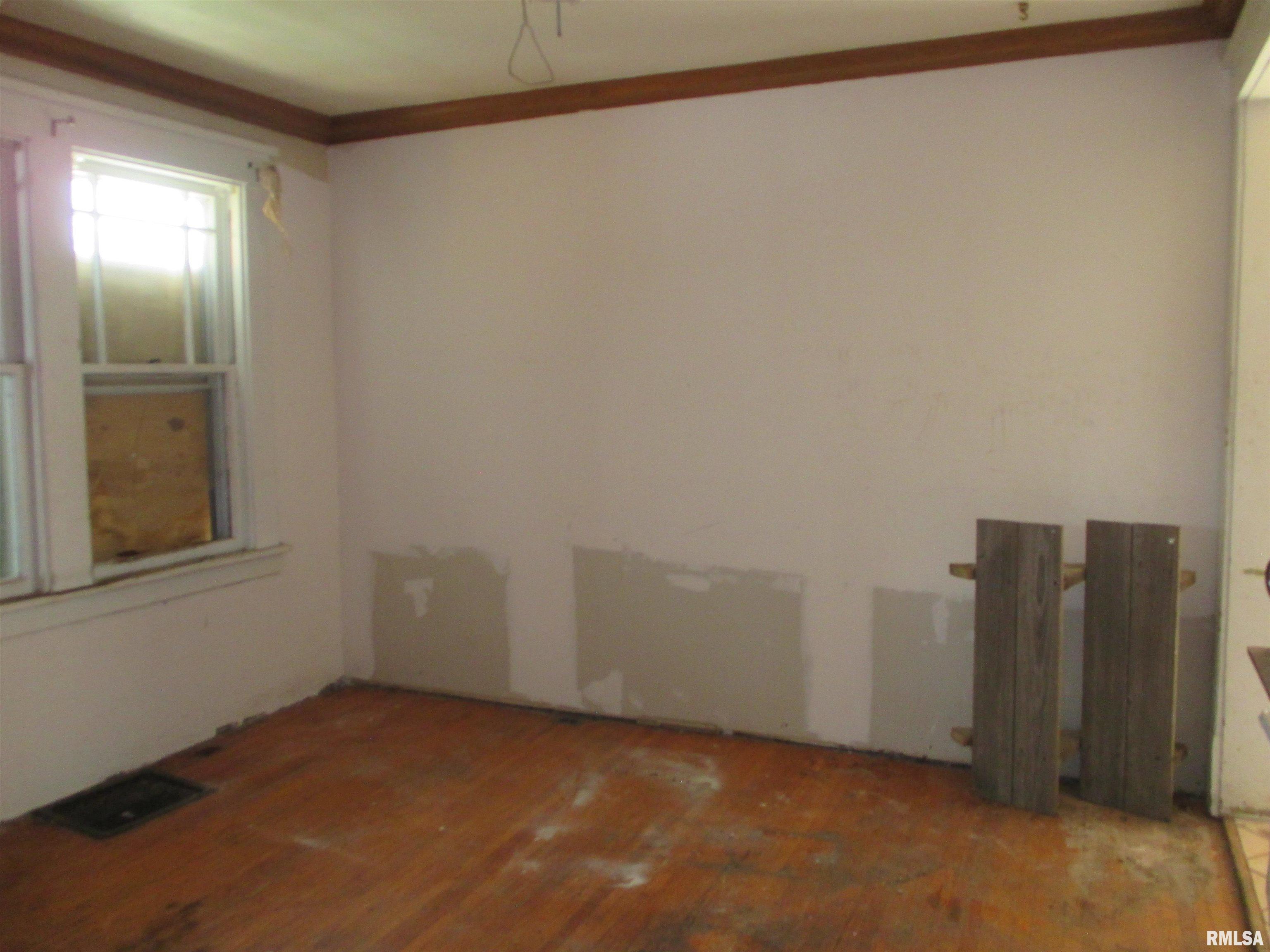 1401 East Rouse Avenue Peoria, IL 61603 - Photo 10 of 20 Gallery Image 10