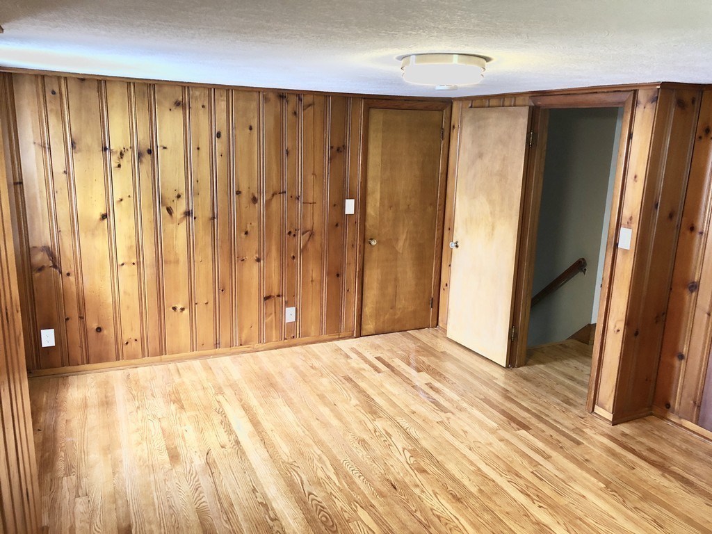 28 Dana Street Springfield, MA 01104 - Photo 16 of 27 Gallery Image 16