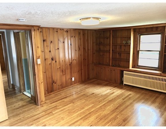 28 Dana Street Springfield, MA 01104 - Photo 17 of 27 Gallery Image 17
