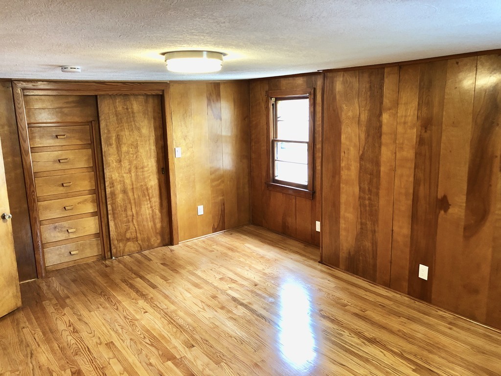 28 Dana Street Springfield, MA 01104 - Photo 19 of 27 Gallery Image 19