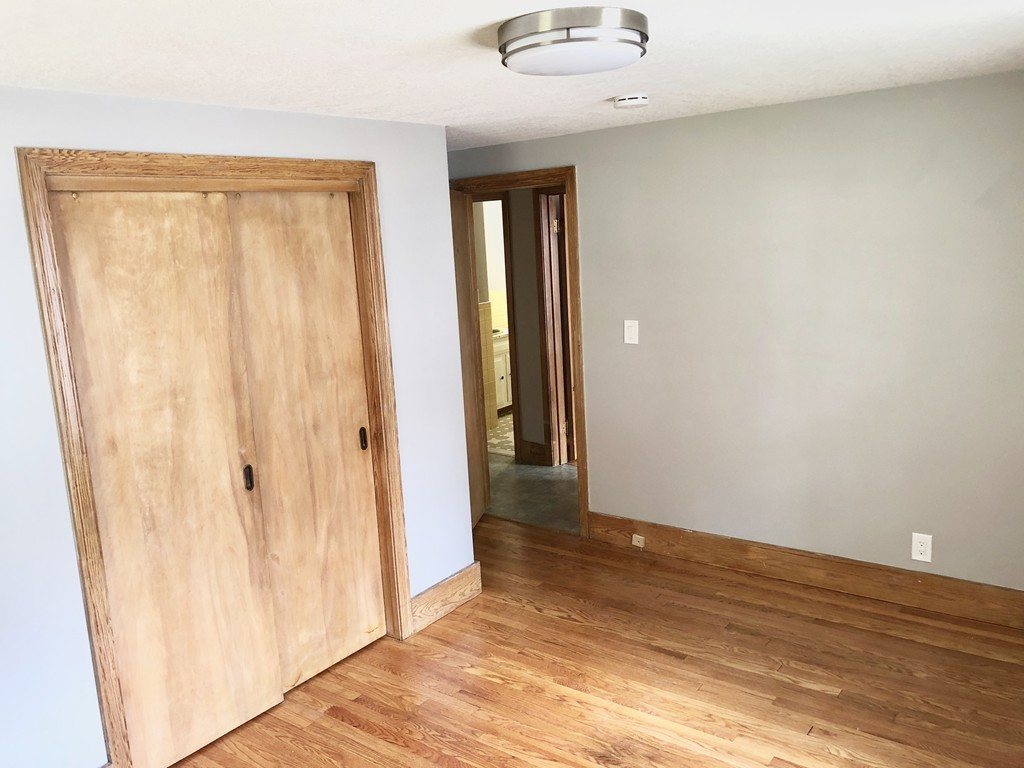28 Dana Street Springfield, MA 01104 - Photo 9 of 27 Gallery Image 9