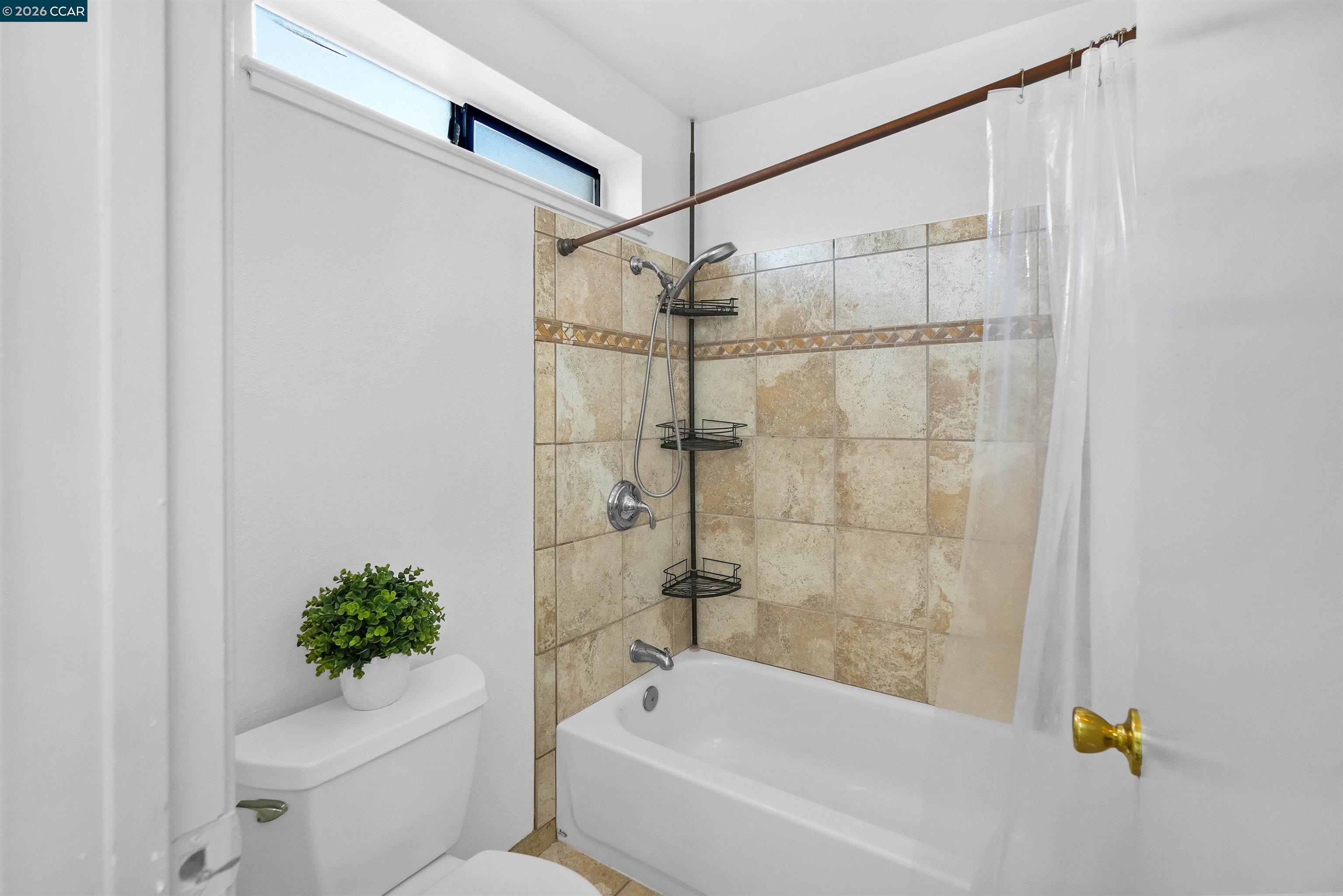 1 Sapphire Court Hercules, CA 94547 - Photo 24 of 33