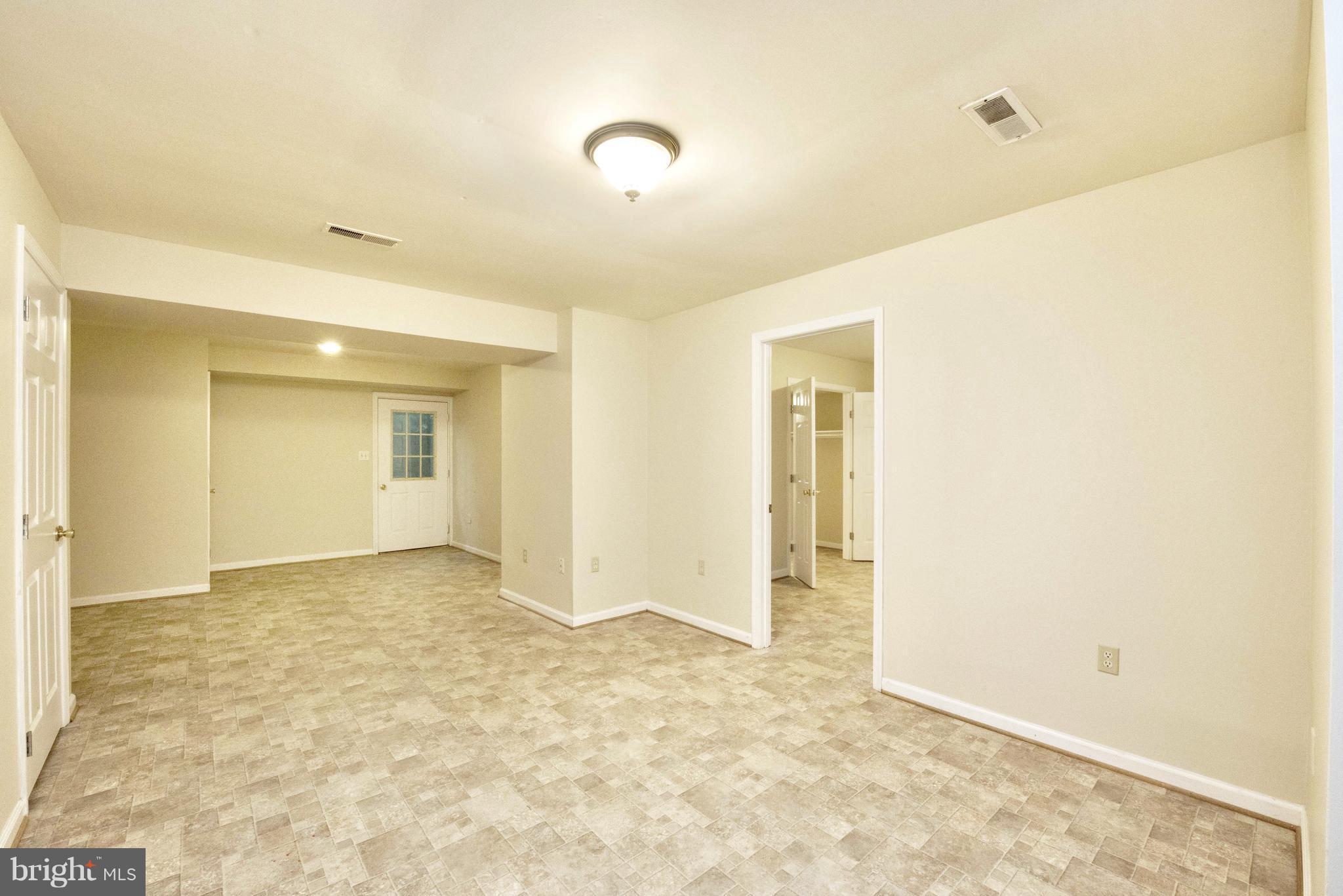 11500 Ropeknot Road Lusby, MD 20657 - Photo 21 of 30 Basement Perfect For Entertaining