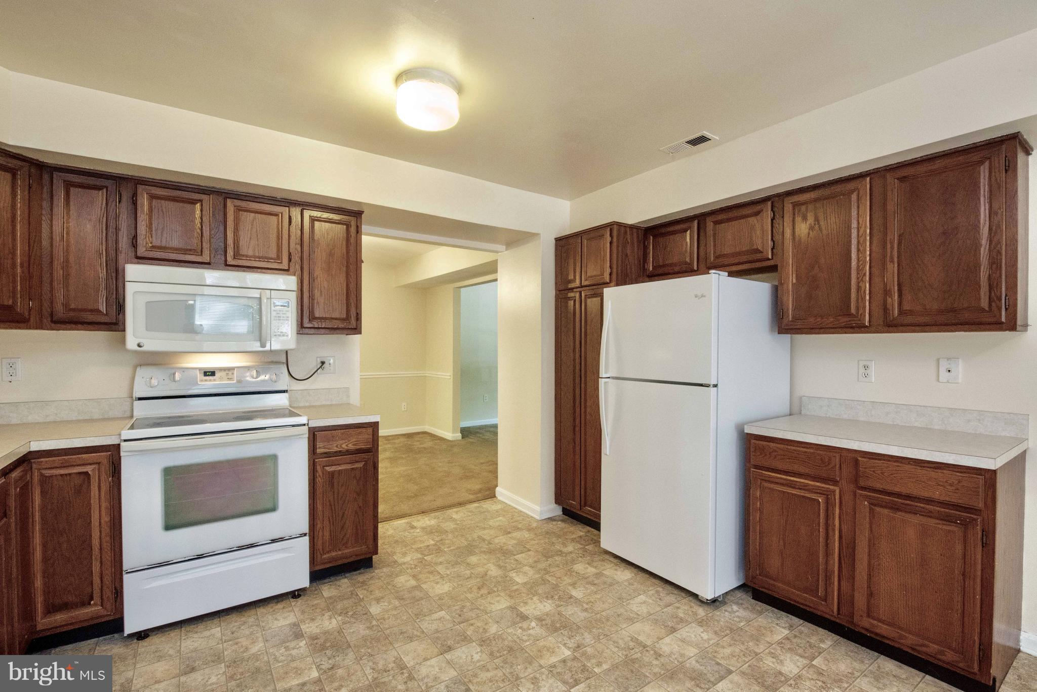 11500 Ropeknot Road Lusby, MD 20657 - Photo 8 of 30 Spacious Pantry