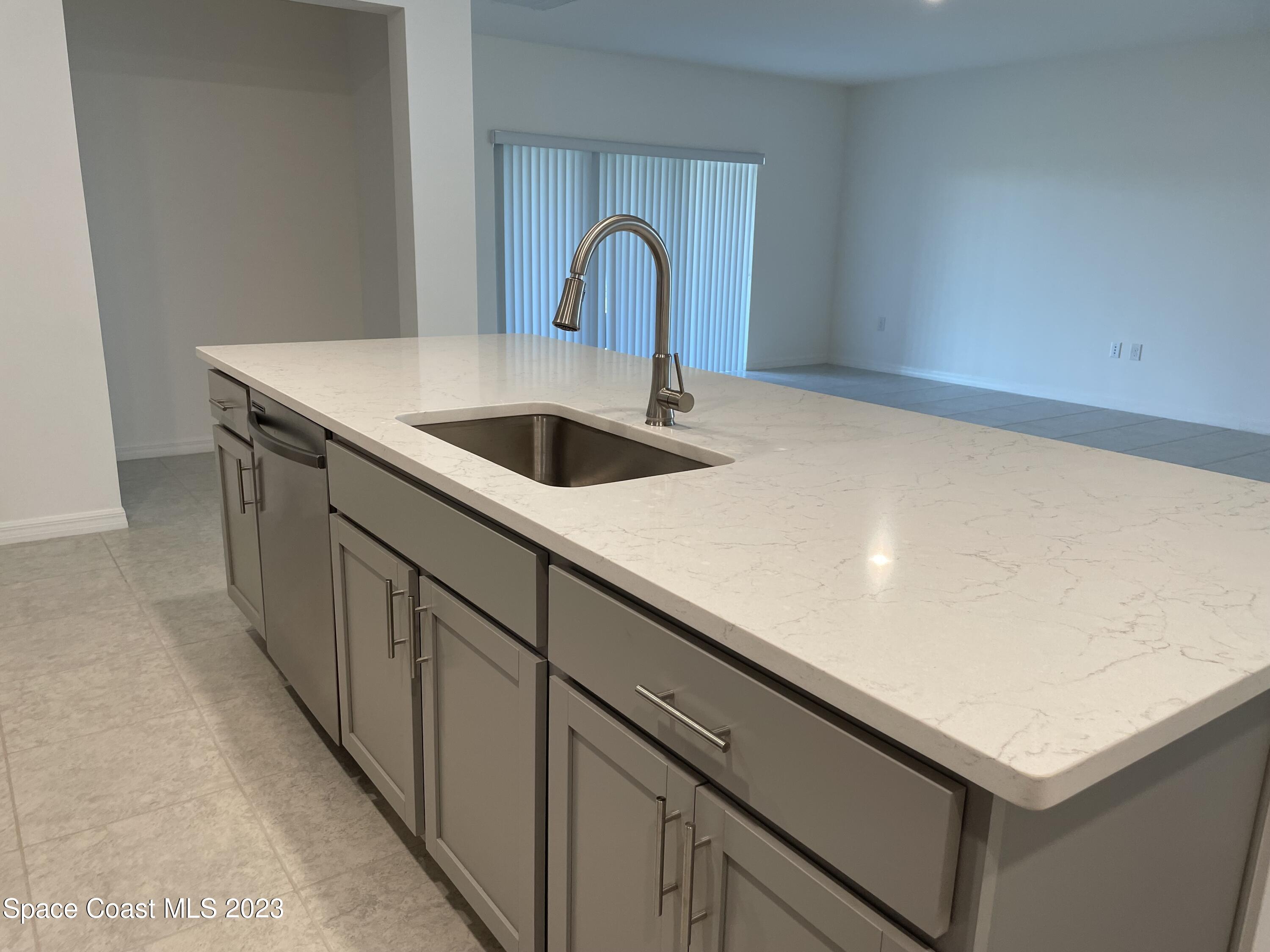 3516 Rixford Way Palm Bay, FL 32909 - Photo 4 of 15 IMG_2313
