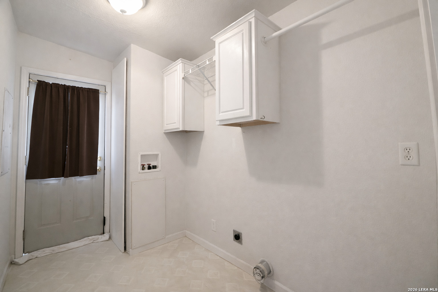 1075 Quail Run Lytle, TX 78052 - Photo 21 of 38