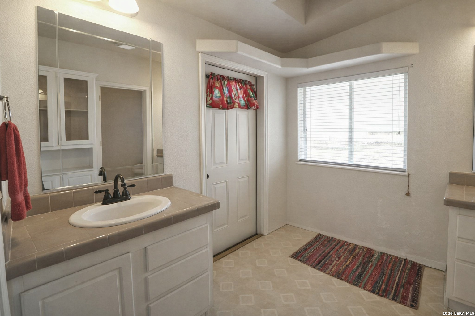 1075 Quail Run Lytle, TX 78052 - Photo 26 of 38