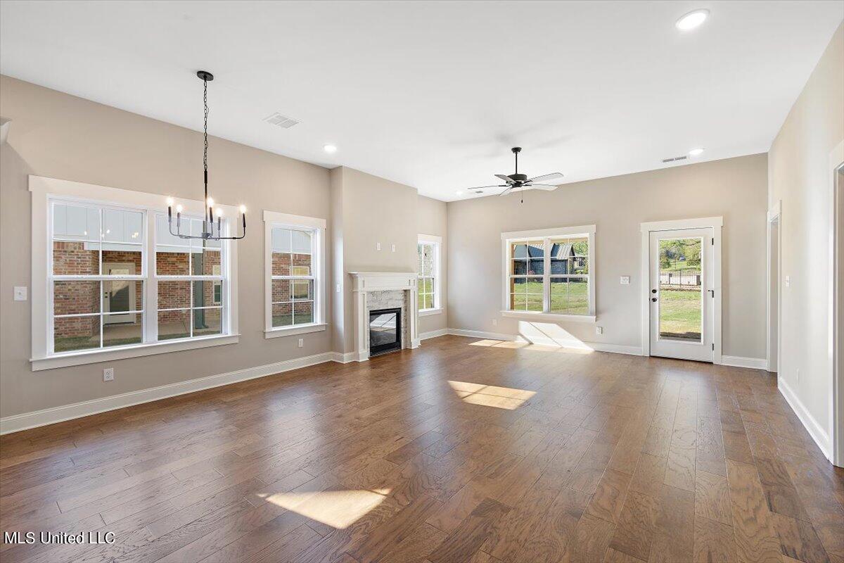 7548 Thomas Riley Street Hernando, MS 38632 - Photo 7 of 34 07-HTP_3746