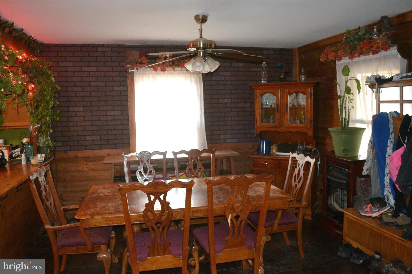 7719 Vermont Road Rhoadesville, VA 22542 - Photo 26 of 36 2017 Shot of Dining Room Table