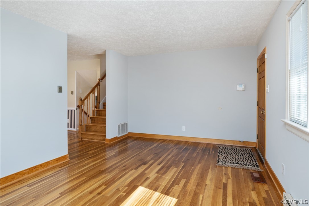 1430 Robindale Road North Chesterfield, VA 23235 - Photo 7 of 33 Gallery Image 7