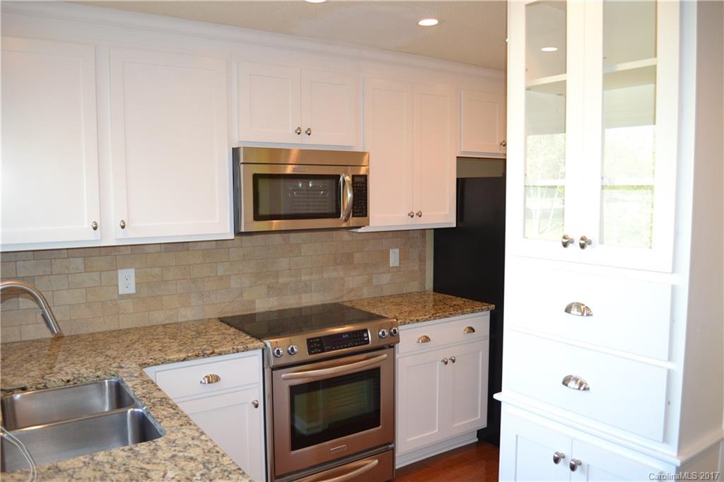 222 Queens Road, Unit 65 Charlotte, NC 28204 - Photo 1 of 12 Gallery Image 1