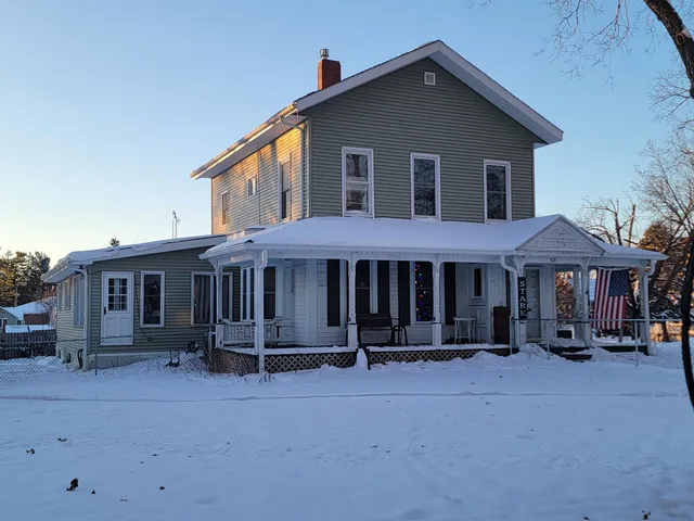 $299,000 | 538 Ohio Street, Darlington, WI 53530