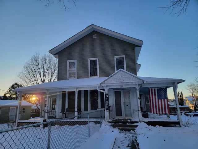 $299,000 | 538 Ohio Street, Darlington, WI 53530