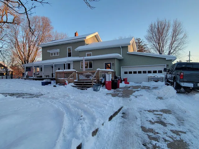 $299,000 | 538 Ohio Street, Darlington, WI 53530