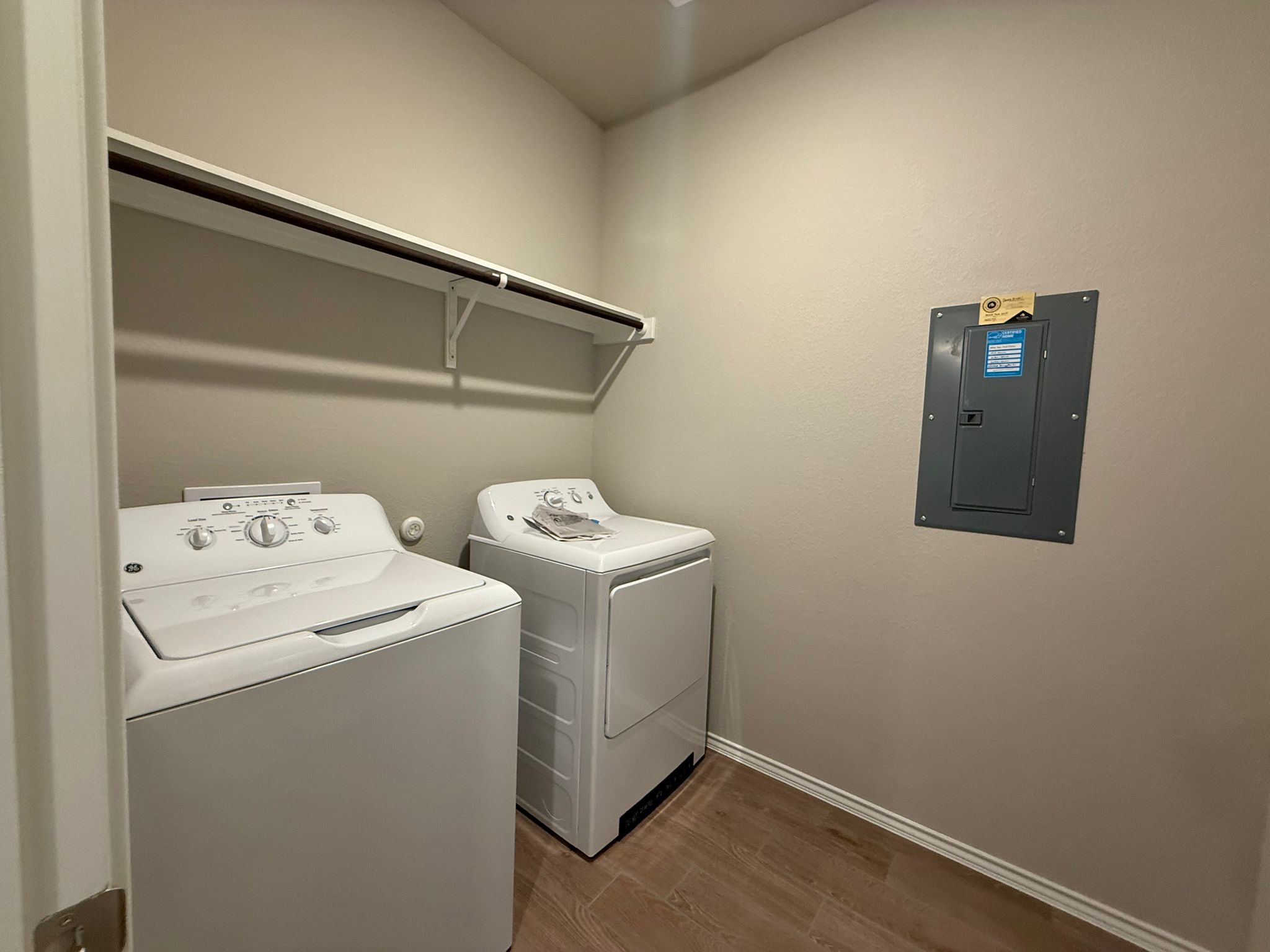 2709 Totley Road Manor, TX 78653 - Photo 13 of 40 a utility room with dryer and washer